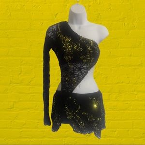 Asymmetrical Lace & sequined costume